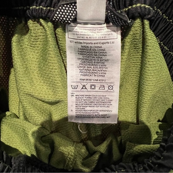 ADIDAS Olive Green Basketball Club Shorts Boys Youth Size XS - Picture 6 of 8